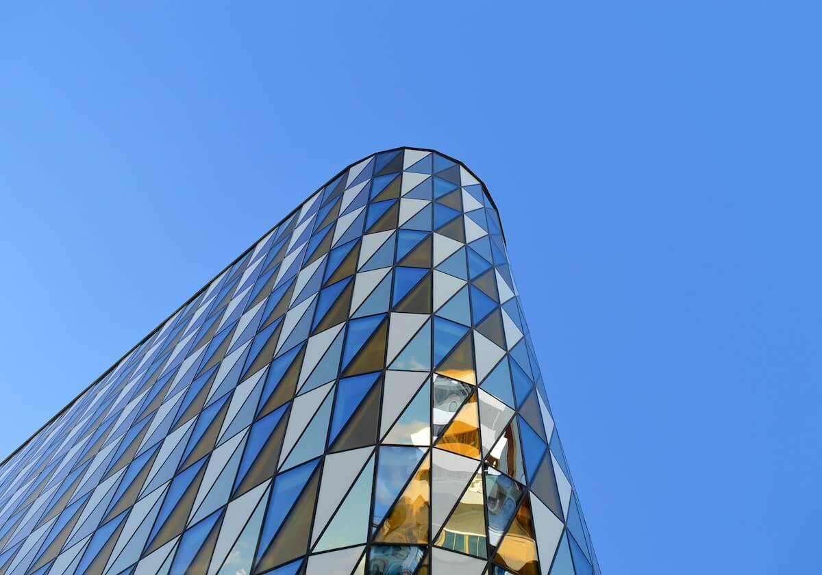 15000名跑者从东方明珠出发，2026上海半马今晨鸣枪，许双双收获个人PB：路边观众特别热情