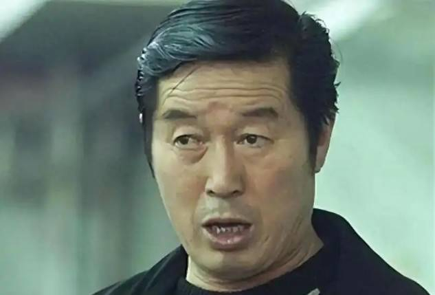 乐鱼官网-“体坛败类”马俊仁，逼迫队员集体割阑尾，亲手给女队员注射禁药！|田径|金牌|辽宁|马家军|王军霞_新浪体育_新浪新闻